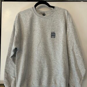 Hill House Home Exclusive Staff Sweatshirt Size Large